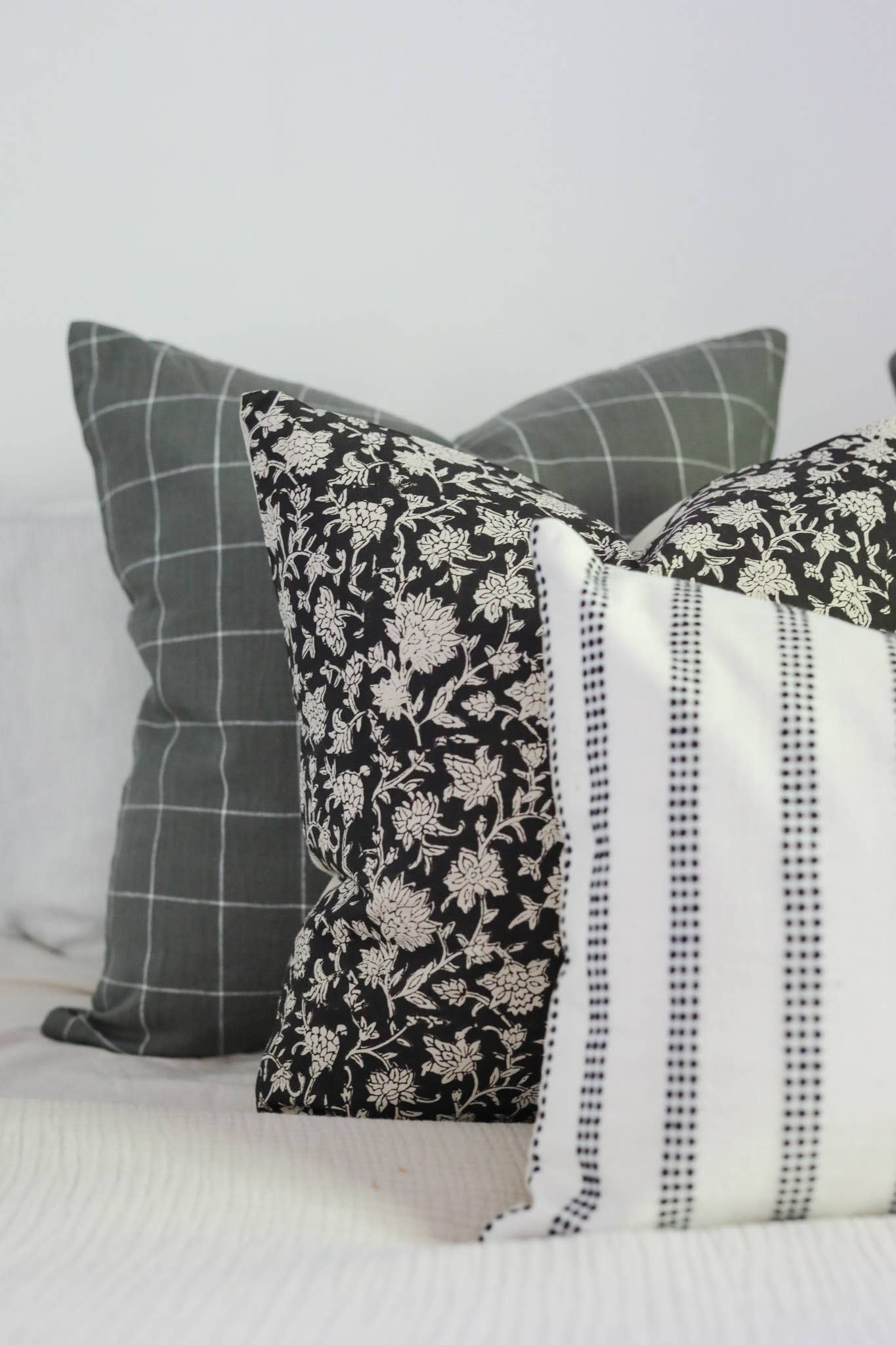 FIRTH Pillow
