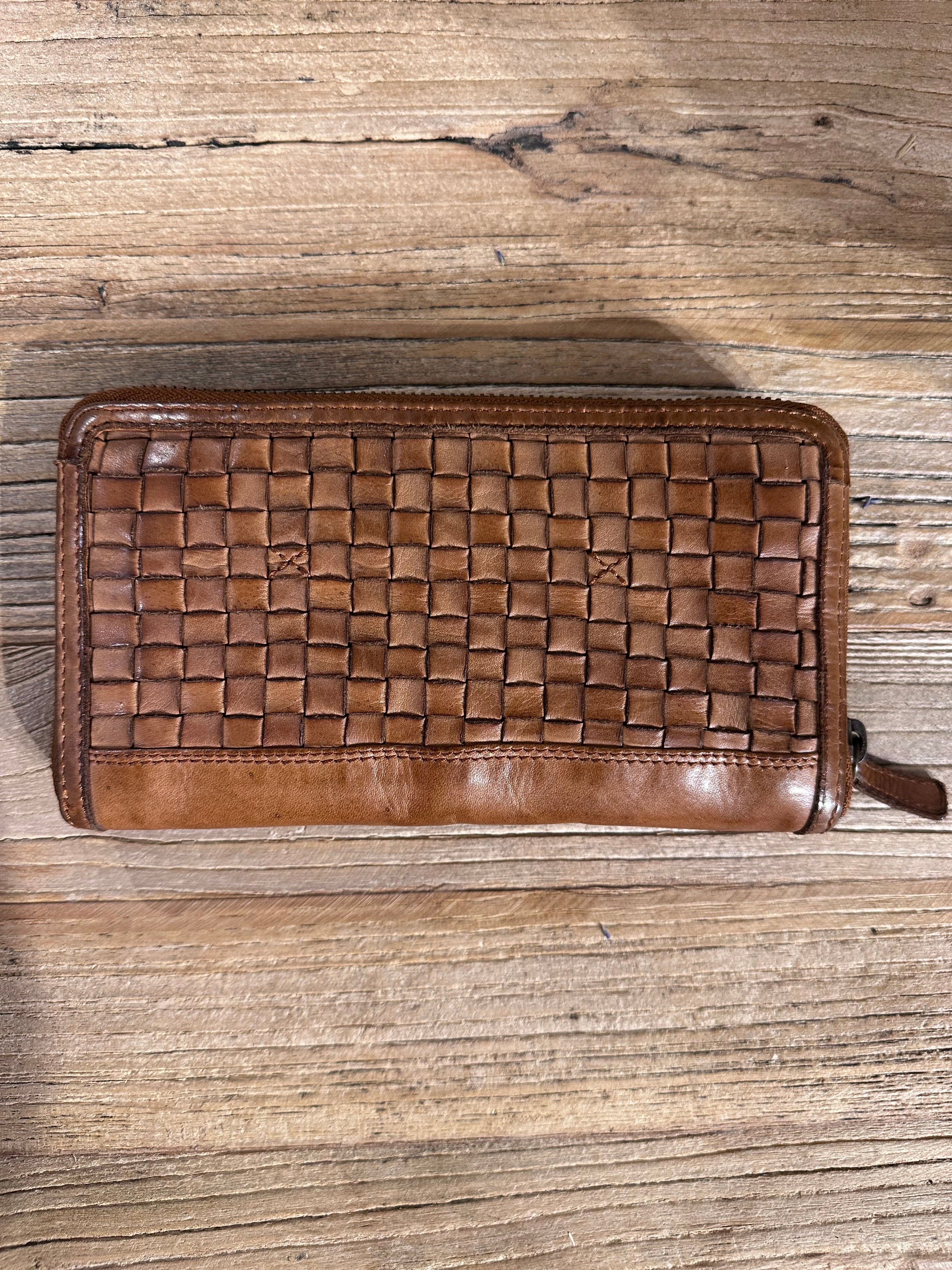 Leather Checkered Design Wallet