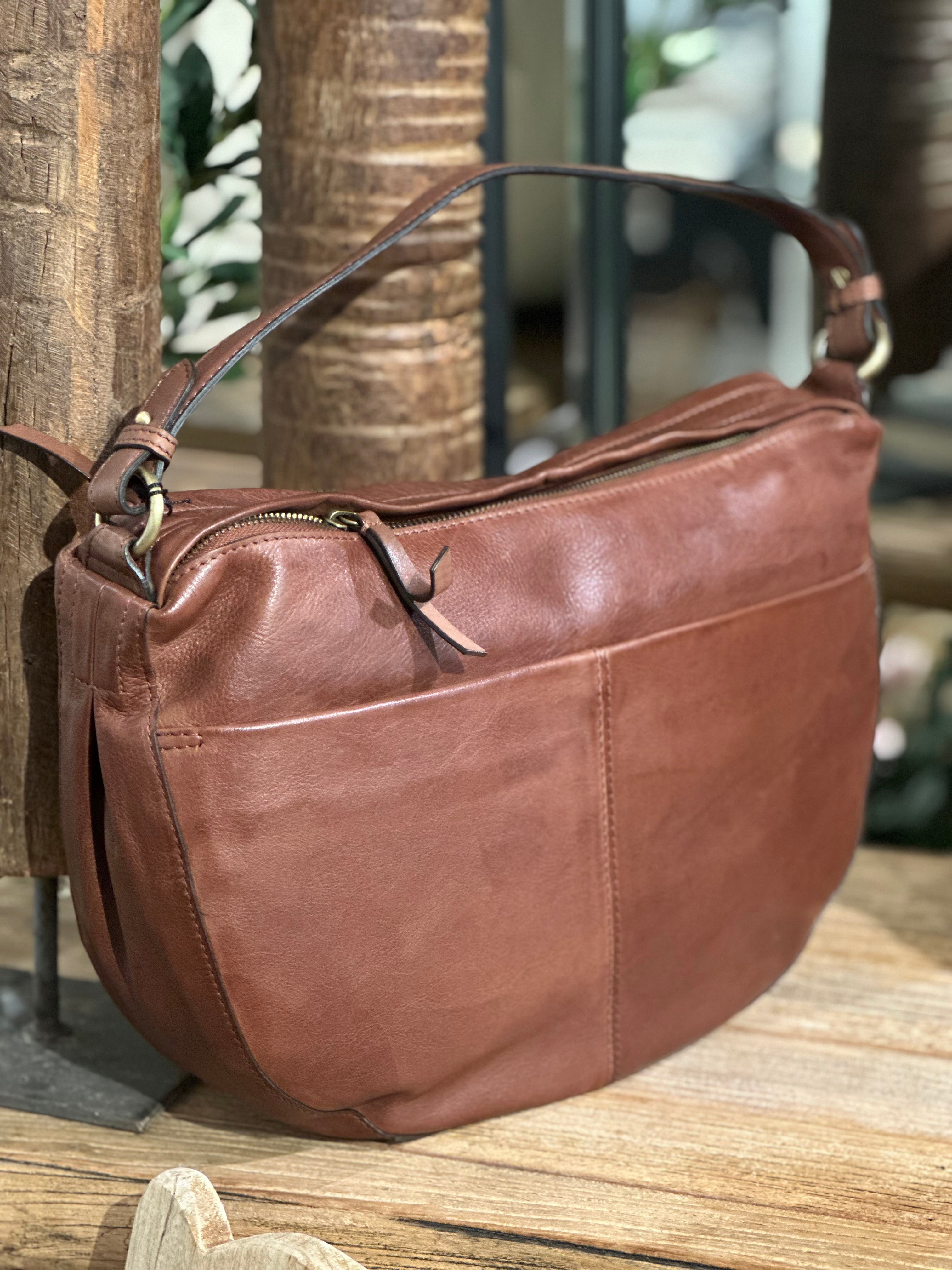Maiantemo Italian Leather Handbag.