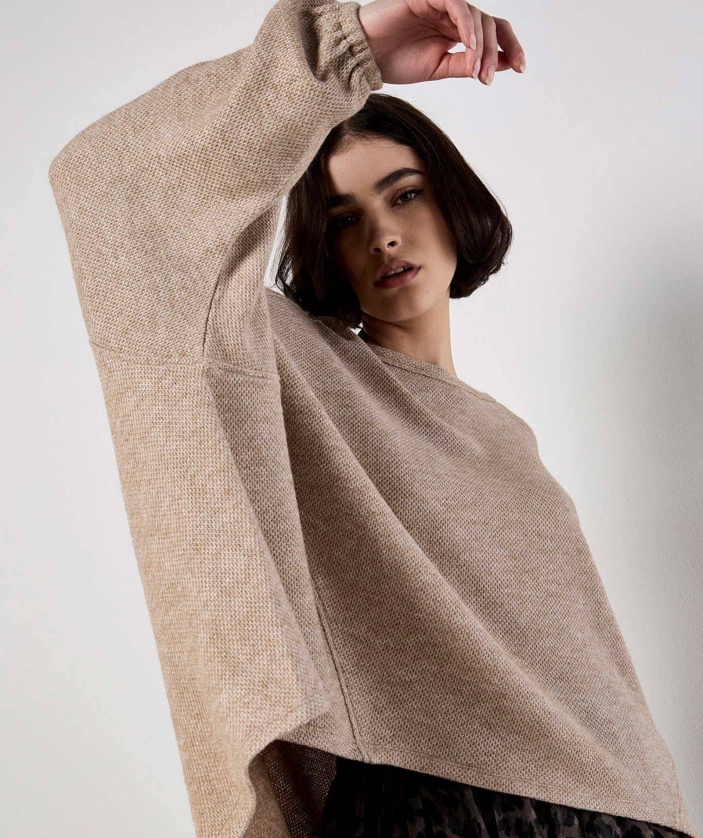 Honeycomb Pleat Back Top