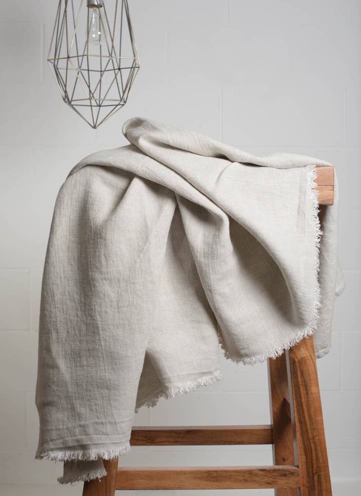 Lipari Linen Throw with Fringes Beige