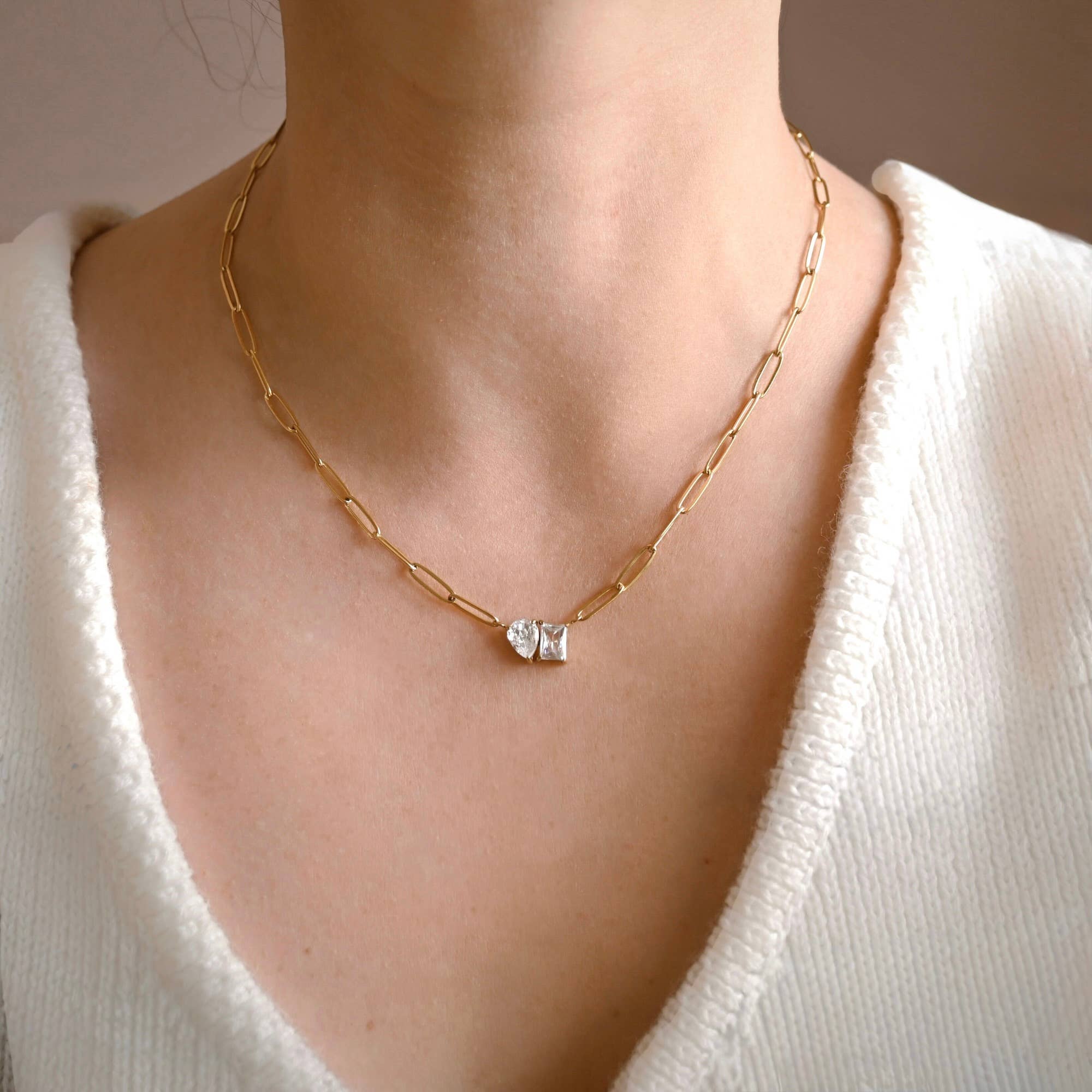 Blueyejewelry - Toi et Moi Necklace - Pear and Radiant Cut Diamond Necklace