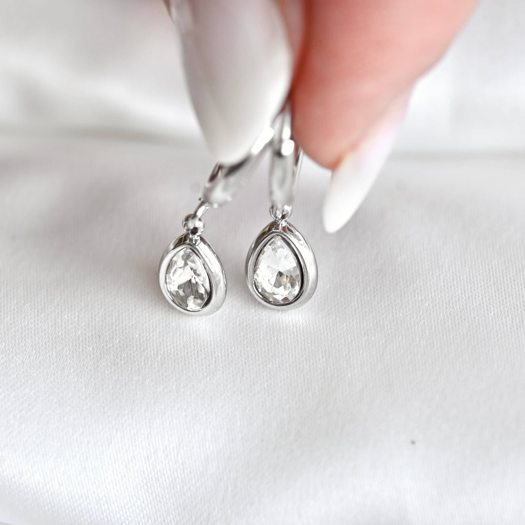 Blueyejewelry - Diamond Teardrop Hoop Earrings