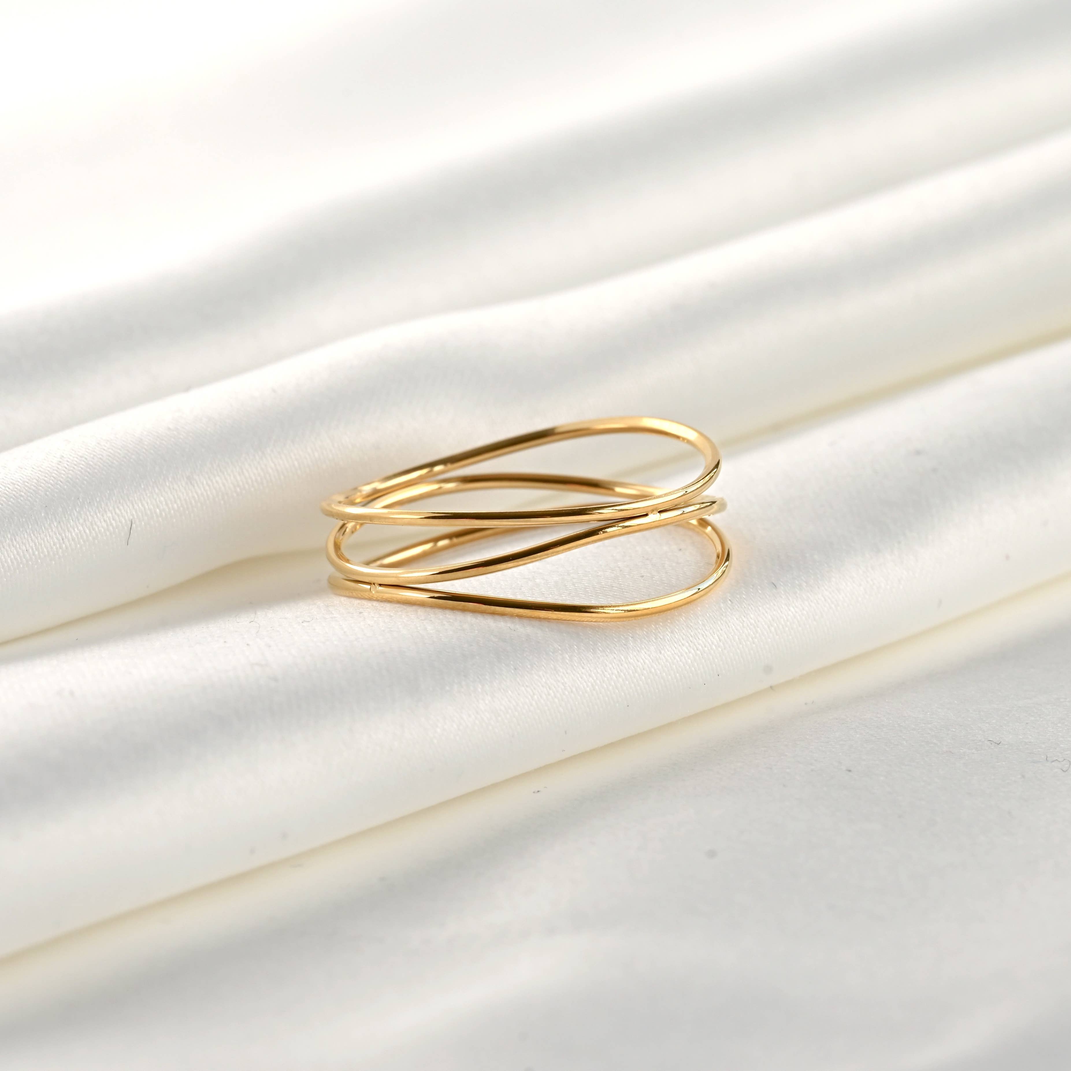 Layered Gold Ring - Waterproof 3 Layered Wave Ring