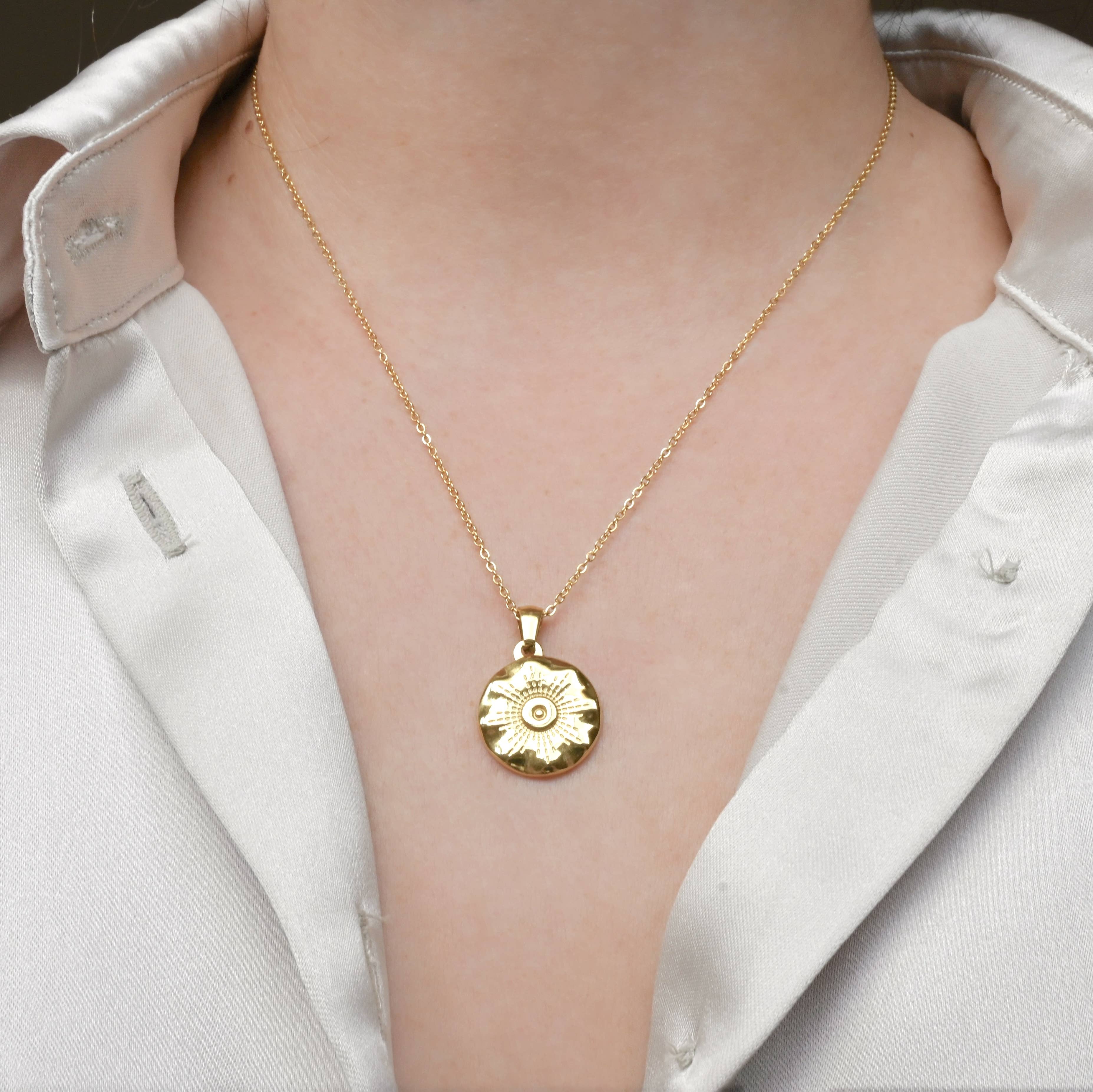 Vintage Style Sun Necklace - Sun Burst Coin Necklace