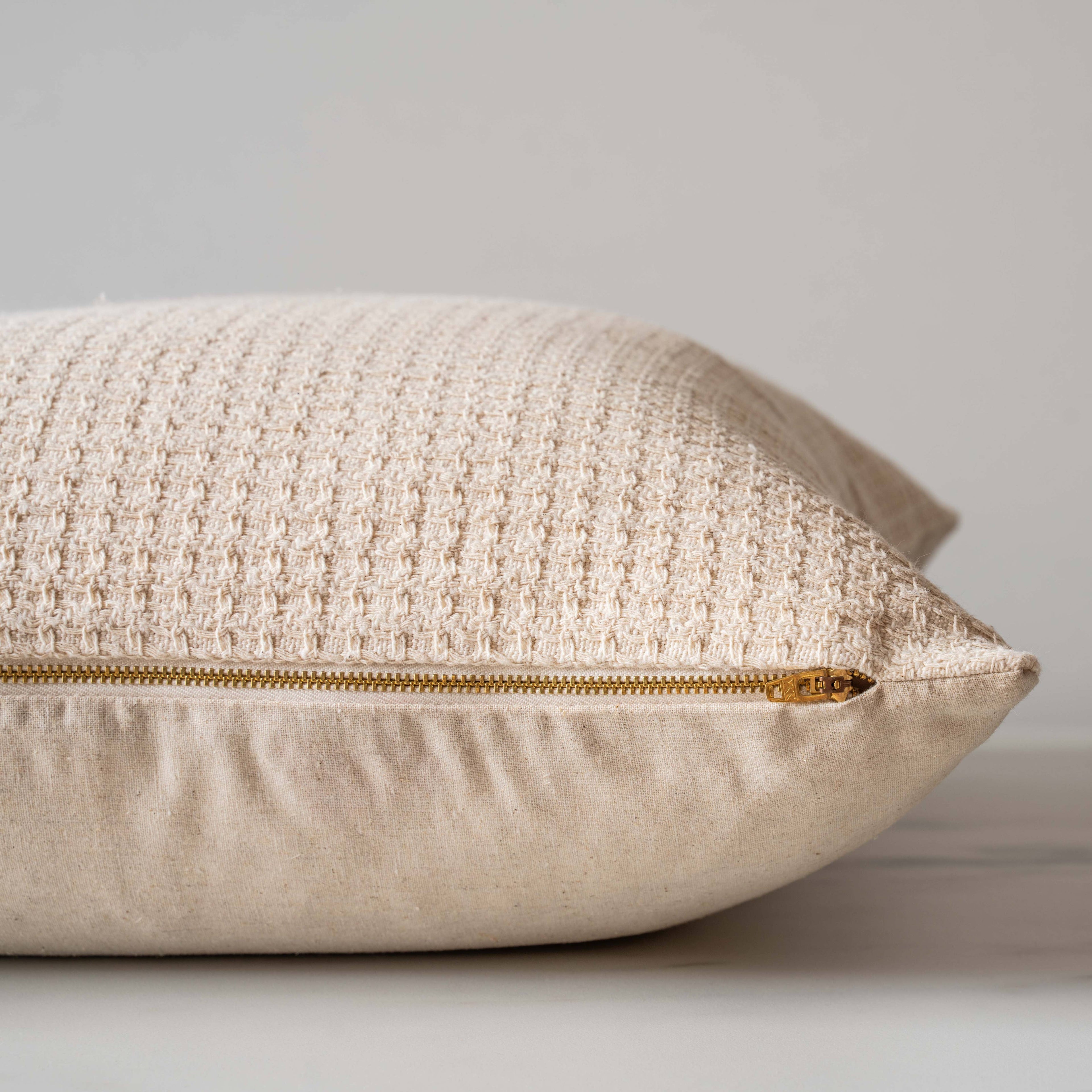 MALCOLM Pillow