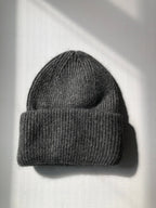 ROYAL ANGORA BEANIE - neutral
