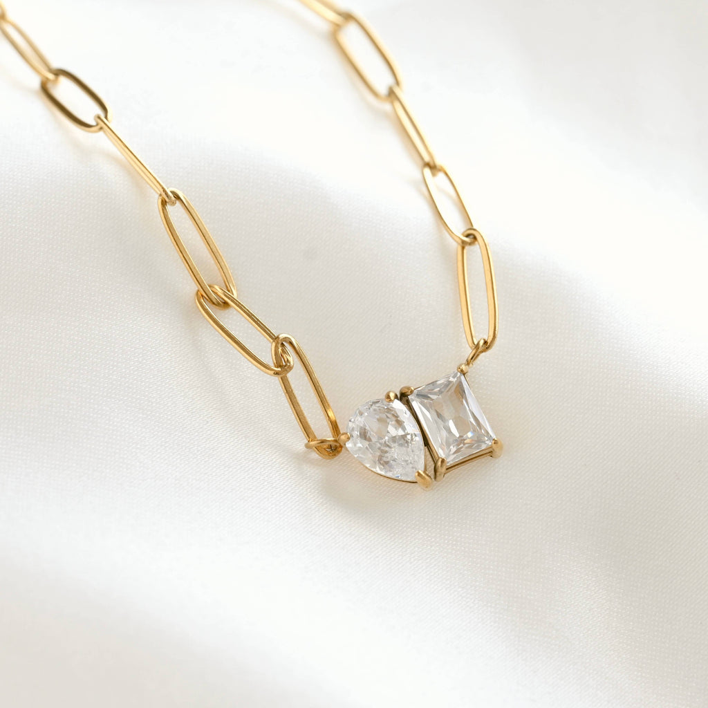 Blueyejewelry - Toi et Moi Necklace - Pear and Radiant Cut Diamond Necklace