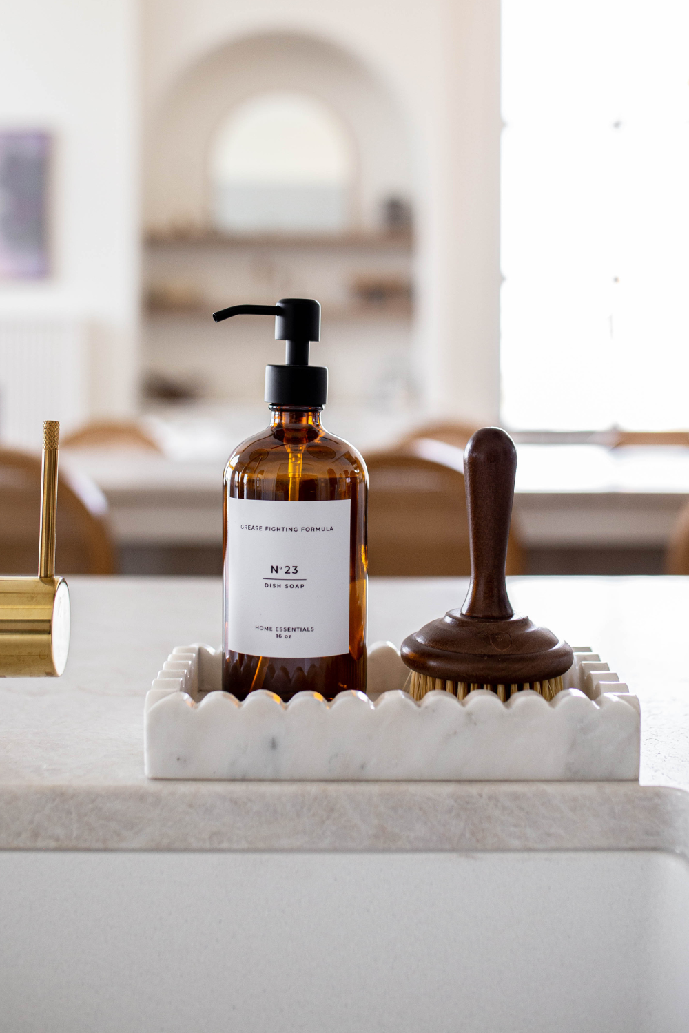 Luxe B Co- Dish Soap Scrub Brush