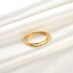 Interlocking Circles Twist Ring - 18k Gold Duo Ring