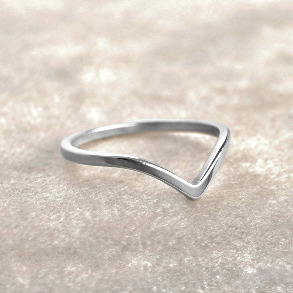 Wishbone Stacker Ring - Dainty V Ring - Peak Chevron Ring