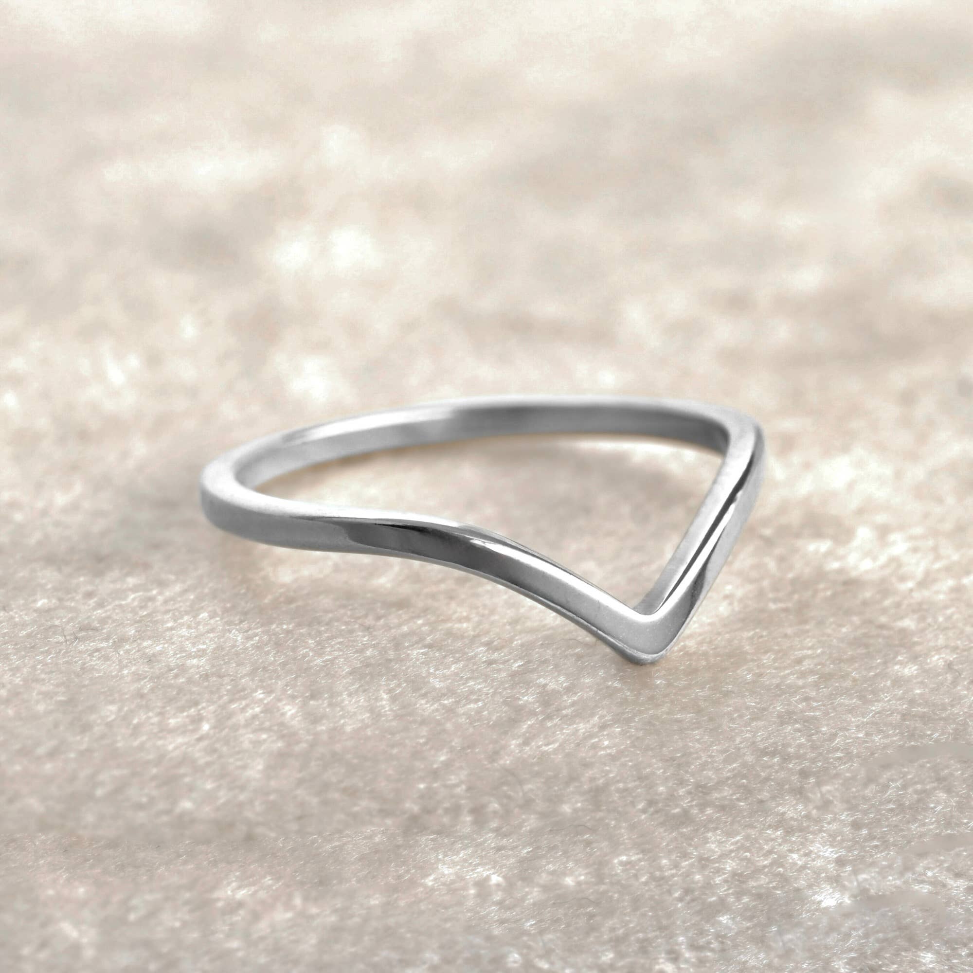 Wishbone Stacker Ring - Dainty V Ring - Peak Chevron Ring