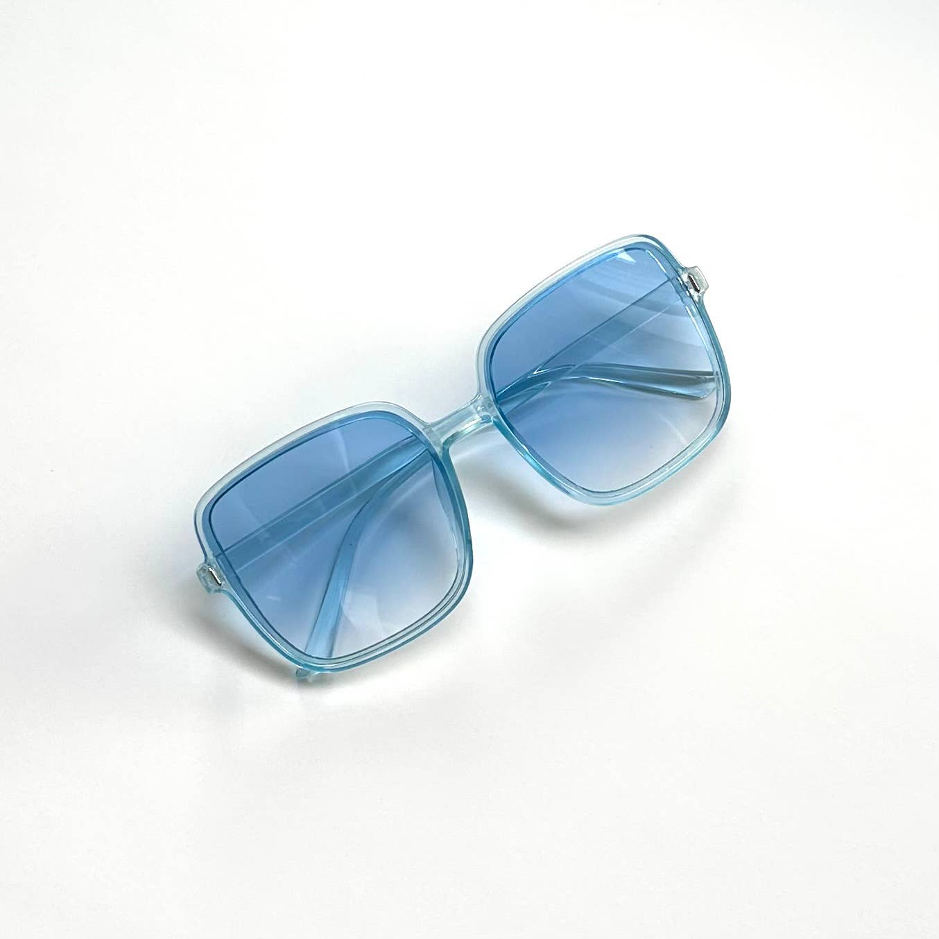 Katie Women's Oversized Square Sunglasses Transparent Blue 