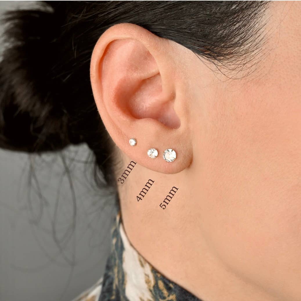 Blueyejewelry -  925 Silver Solitaire Studs - Prong Diamond Stud Earrings