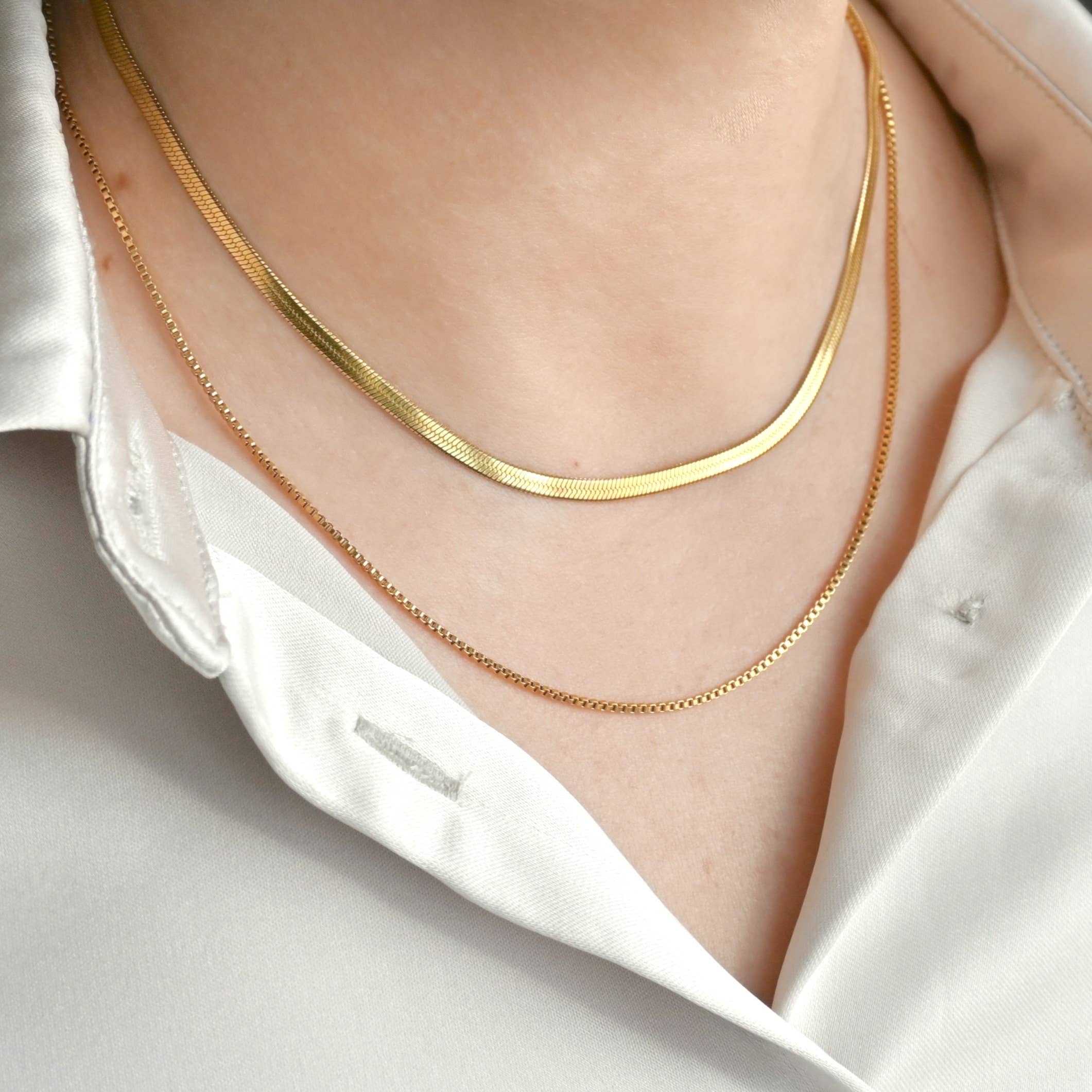 Dainty Gold Necklace Herringbone