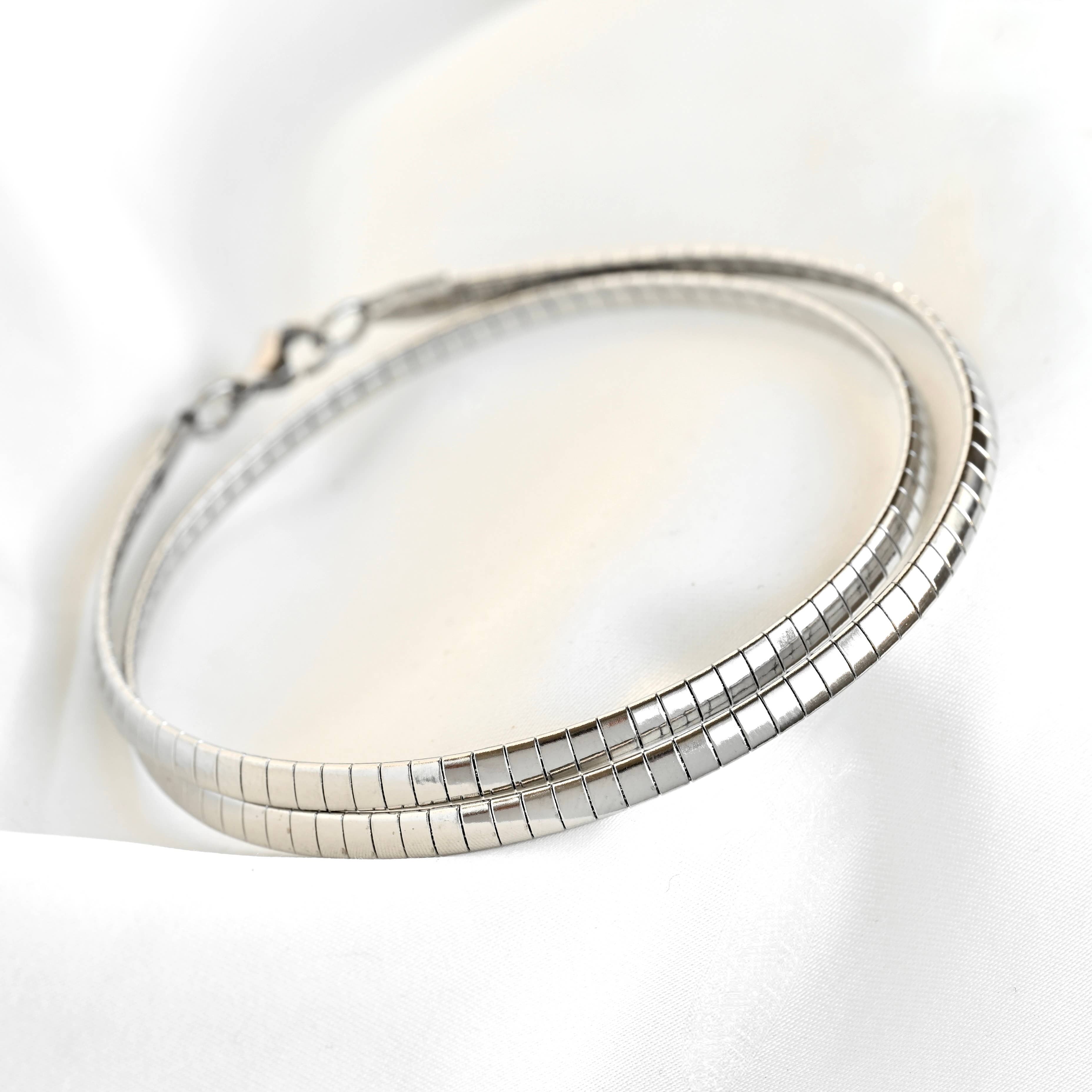 Box Omega Chain Necklace