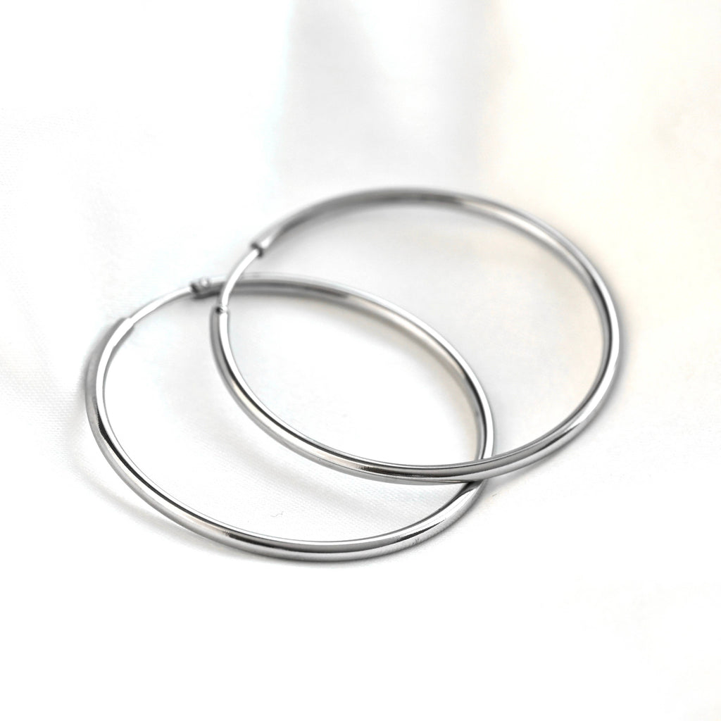 Blueyejewelry - Endless Hoop Earrings