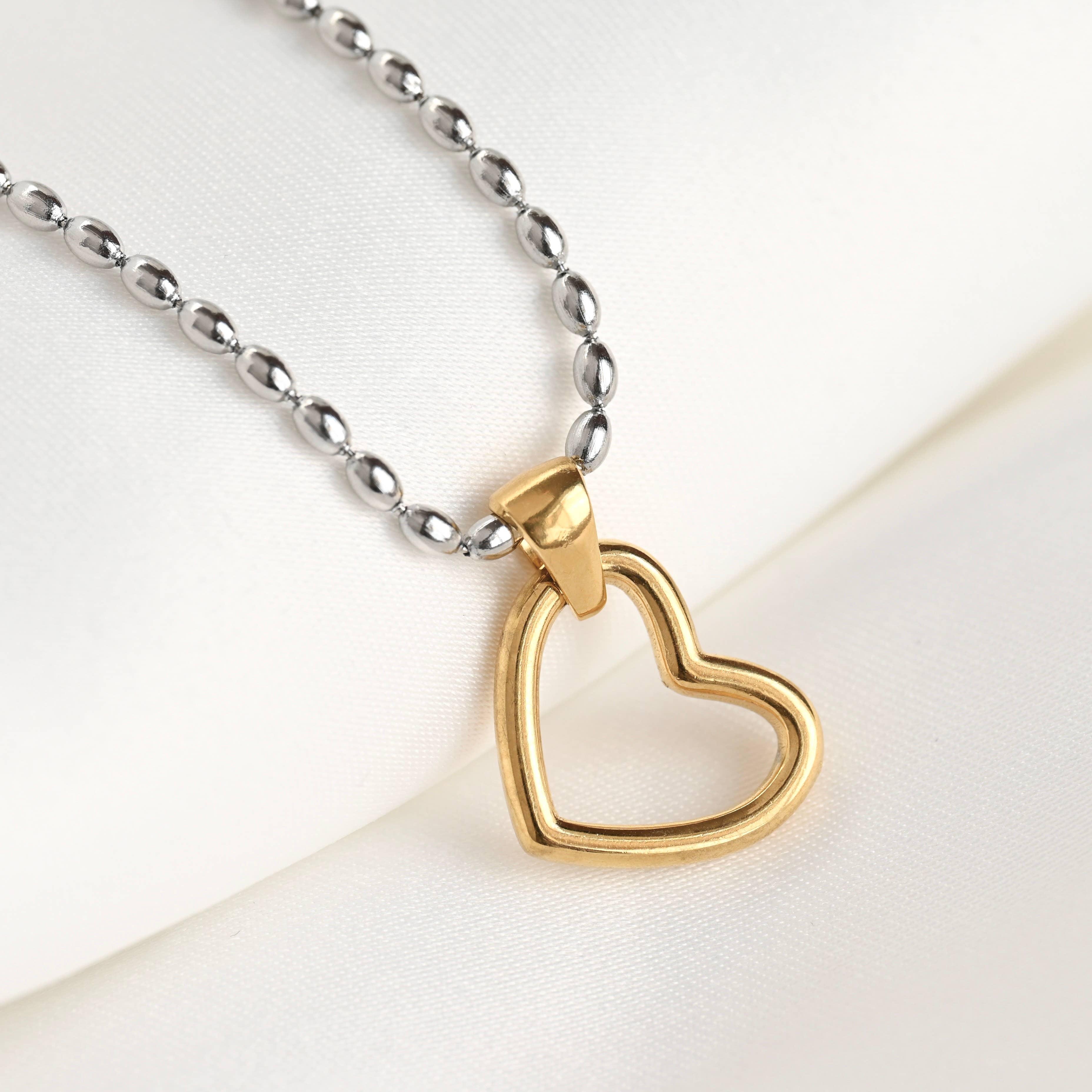 Blueyejewelry - Oval Beaded Chain Necklace - Dainty Gold Layering Necklace