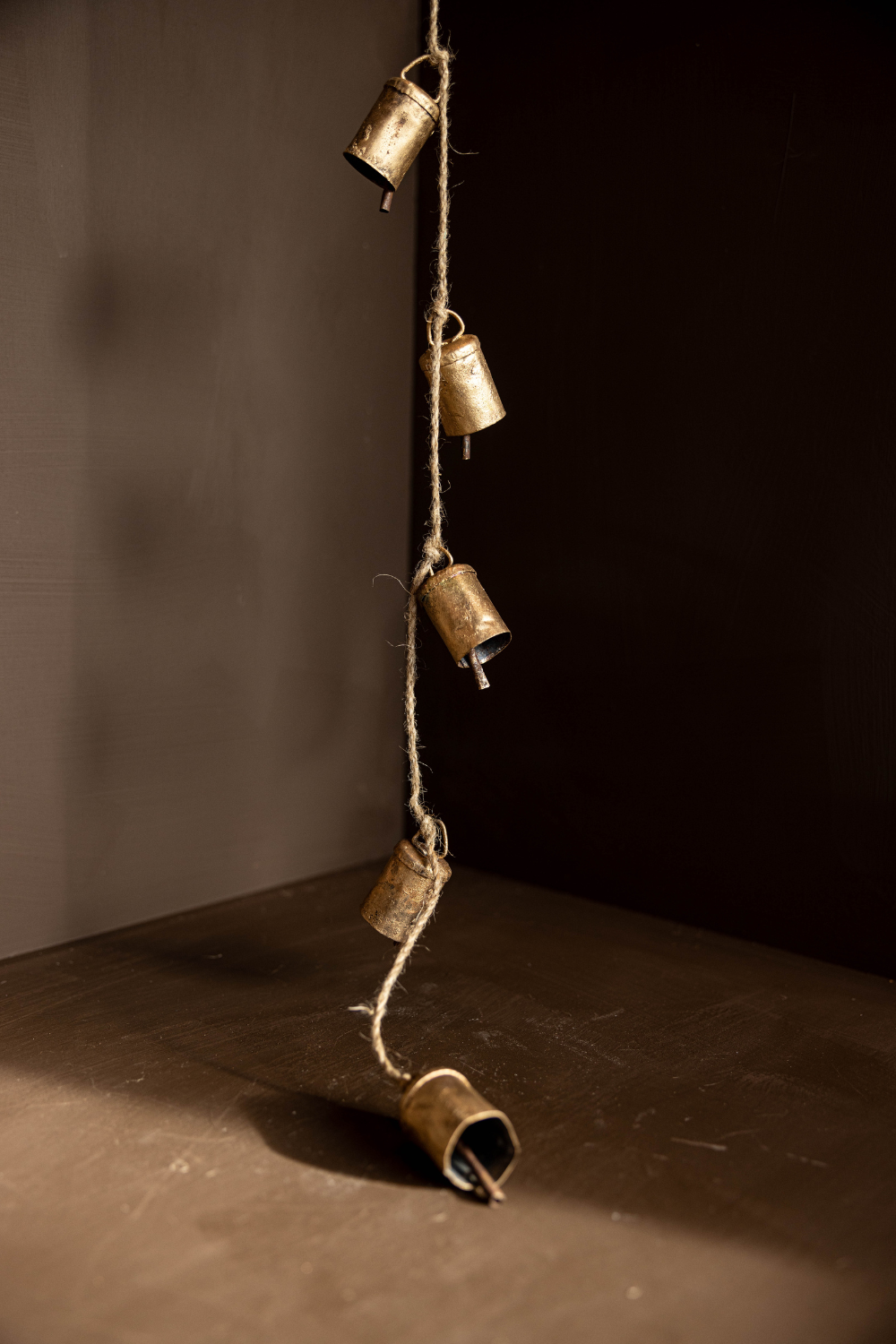 Barrel Iron Inspired Bell Holiday Hanging Garland