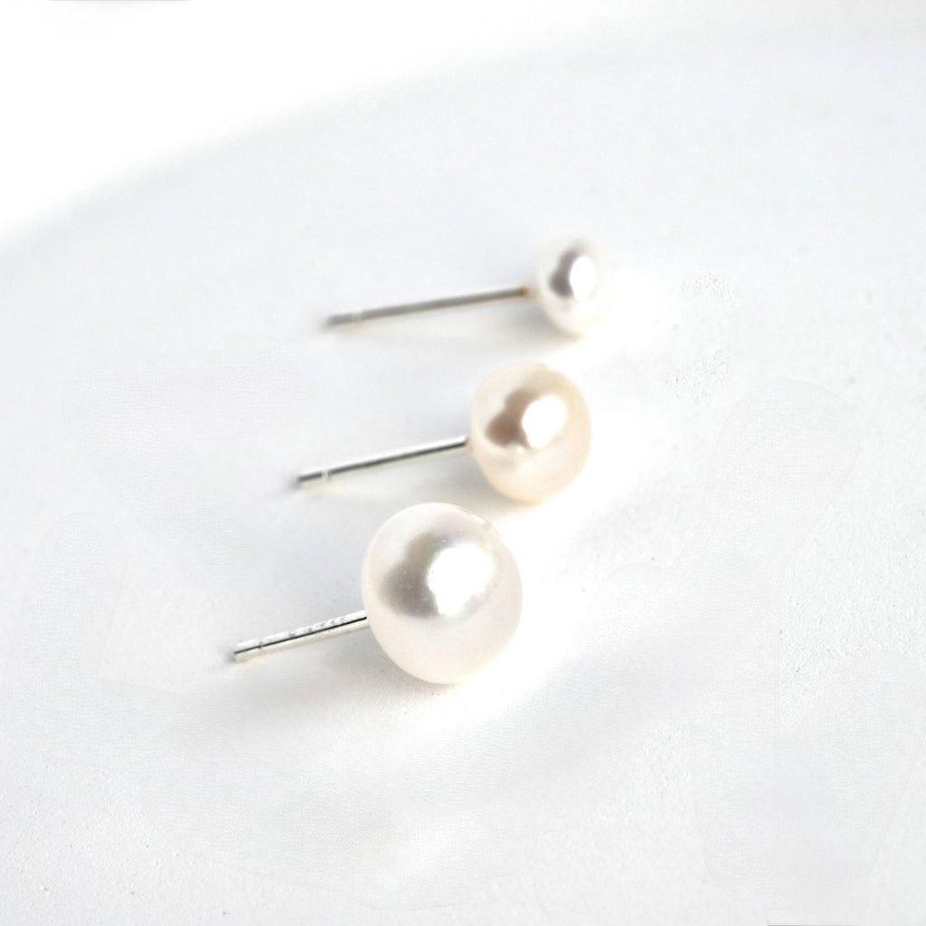 Blueyejewelry - Sterling Silver Pearl Studs - Round Pearl Earrings
