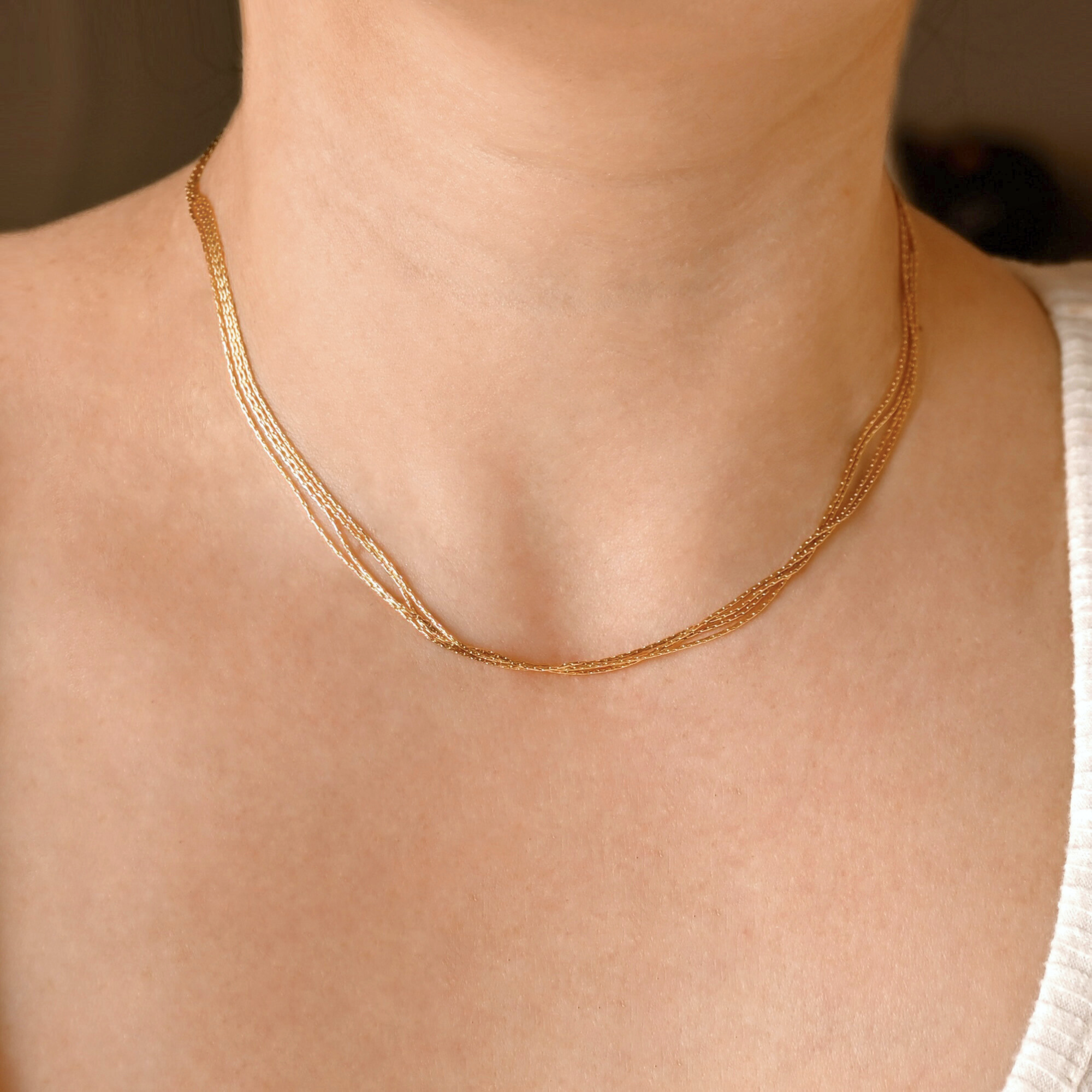 Blueyejewelry - 18k Gold Layered Chain Necklace - Shimmering 4-layered Chain