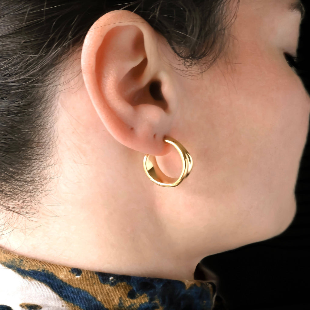 Blueyejewelry - Vintage Style Hoops - 18k Gold Wide Sculptural Hoop Earrings