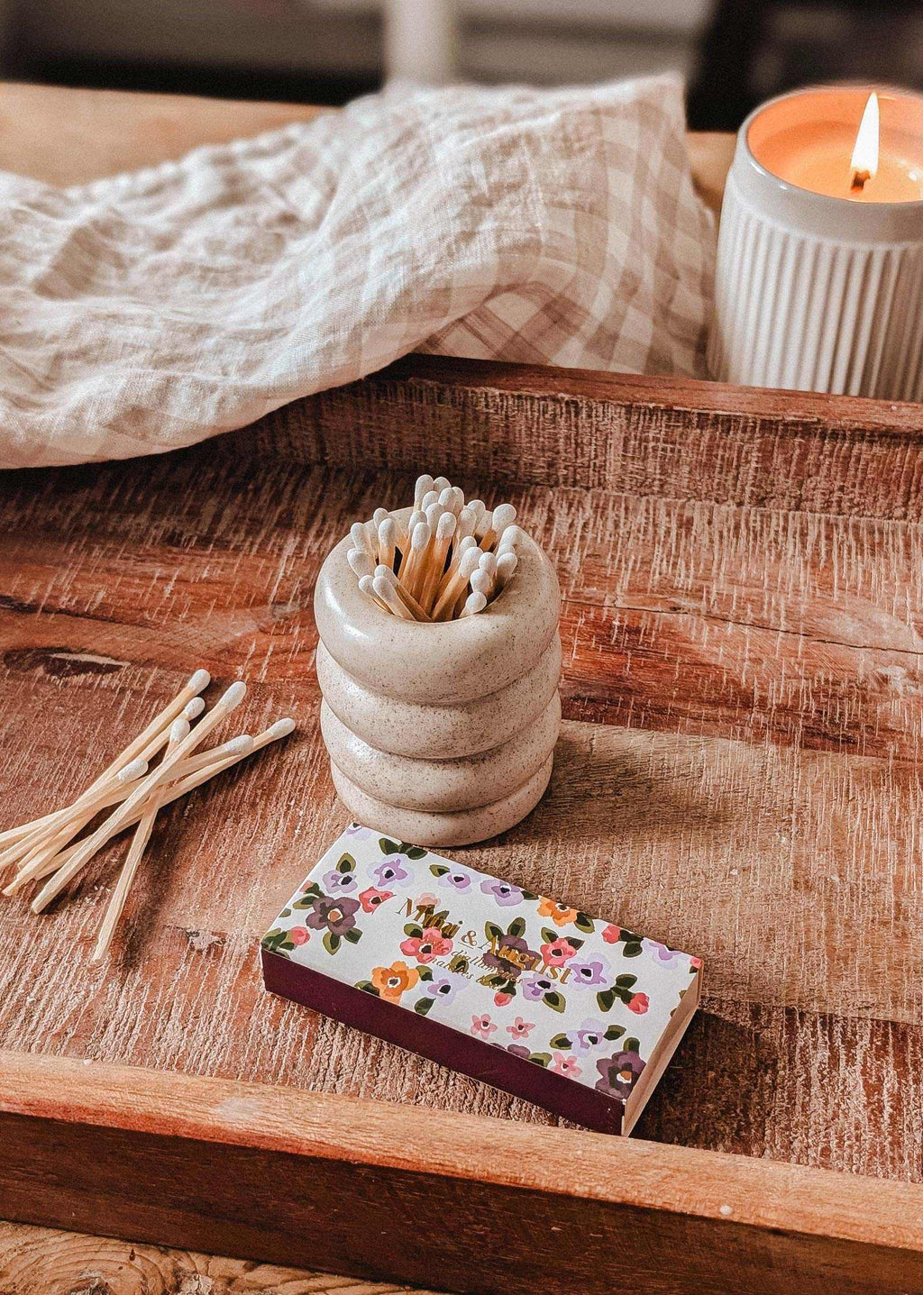 Mimi & August - Mimi Floral Matchbox - 30 Sticks