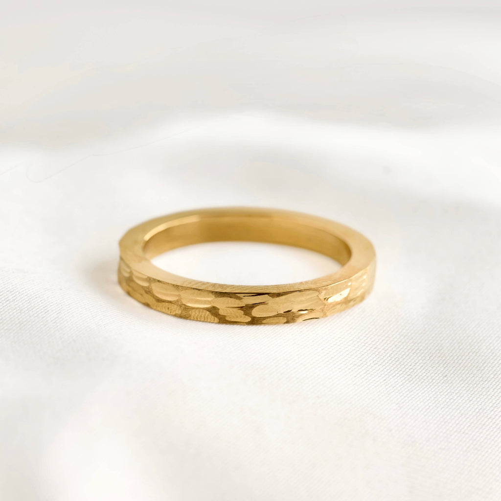 Blueyejewelry - Etched Lines Angular Gold Ring - Stainless Steel Gold Ring