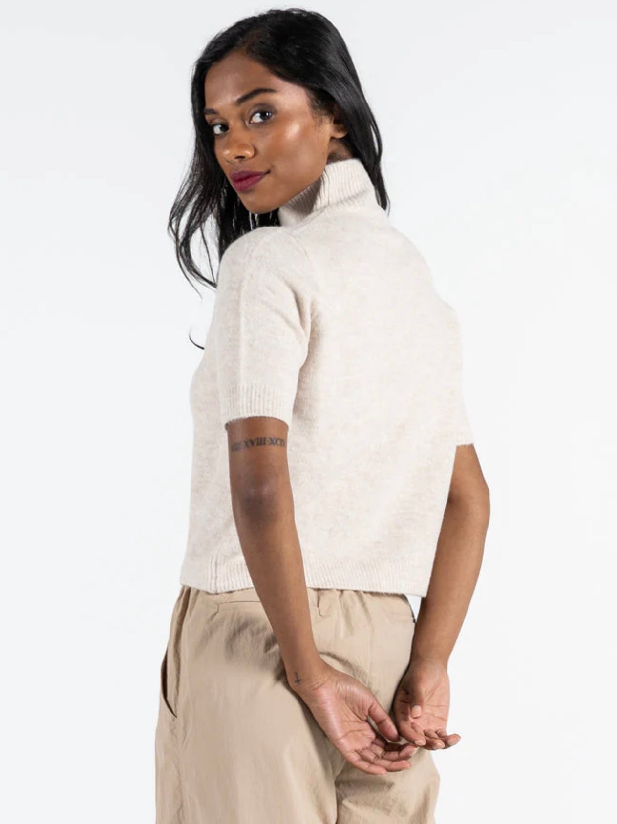 Mock Neck Light Weight Sweater