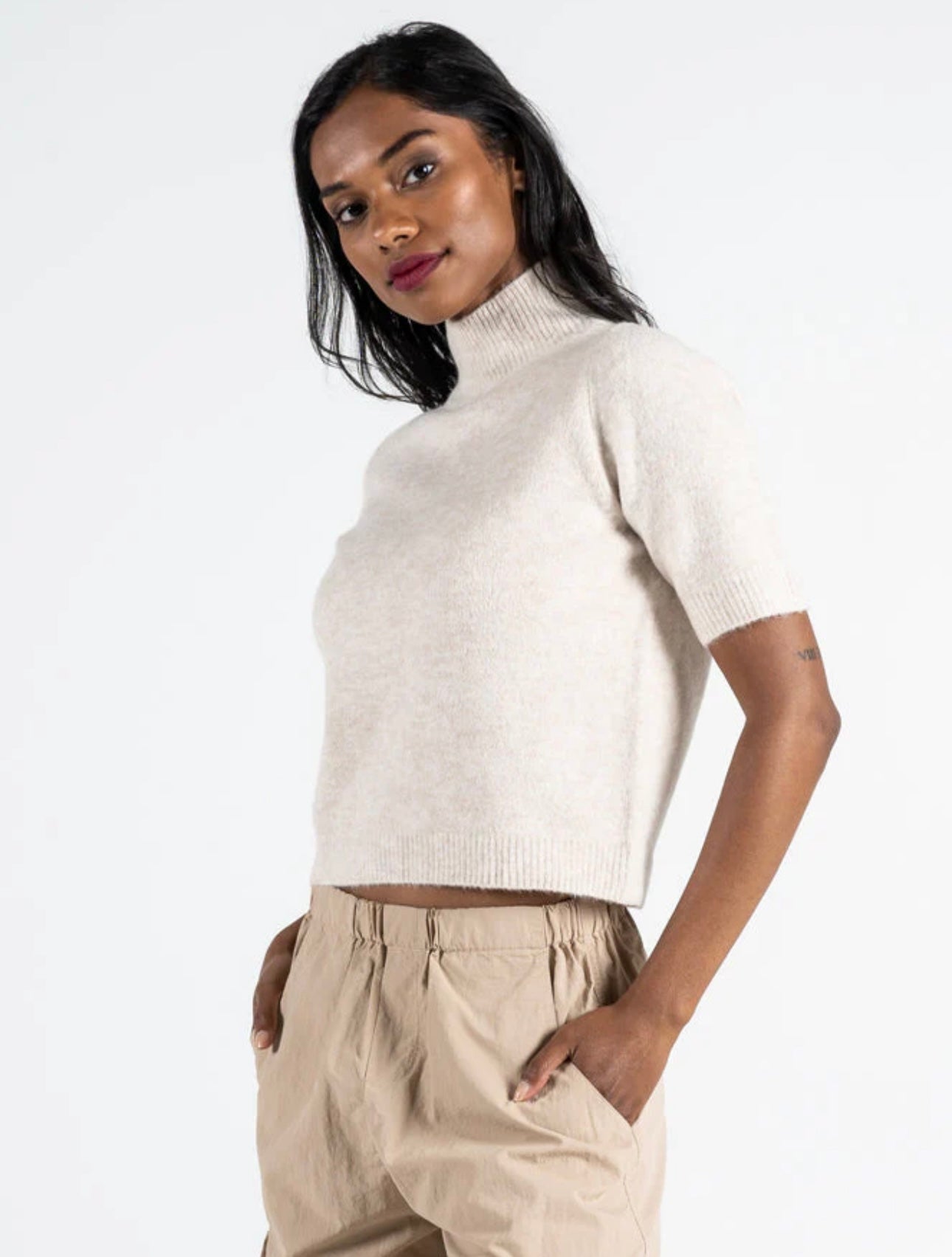 Mock Neck Light Weight Sweater