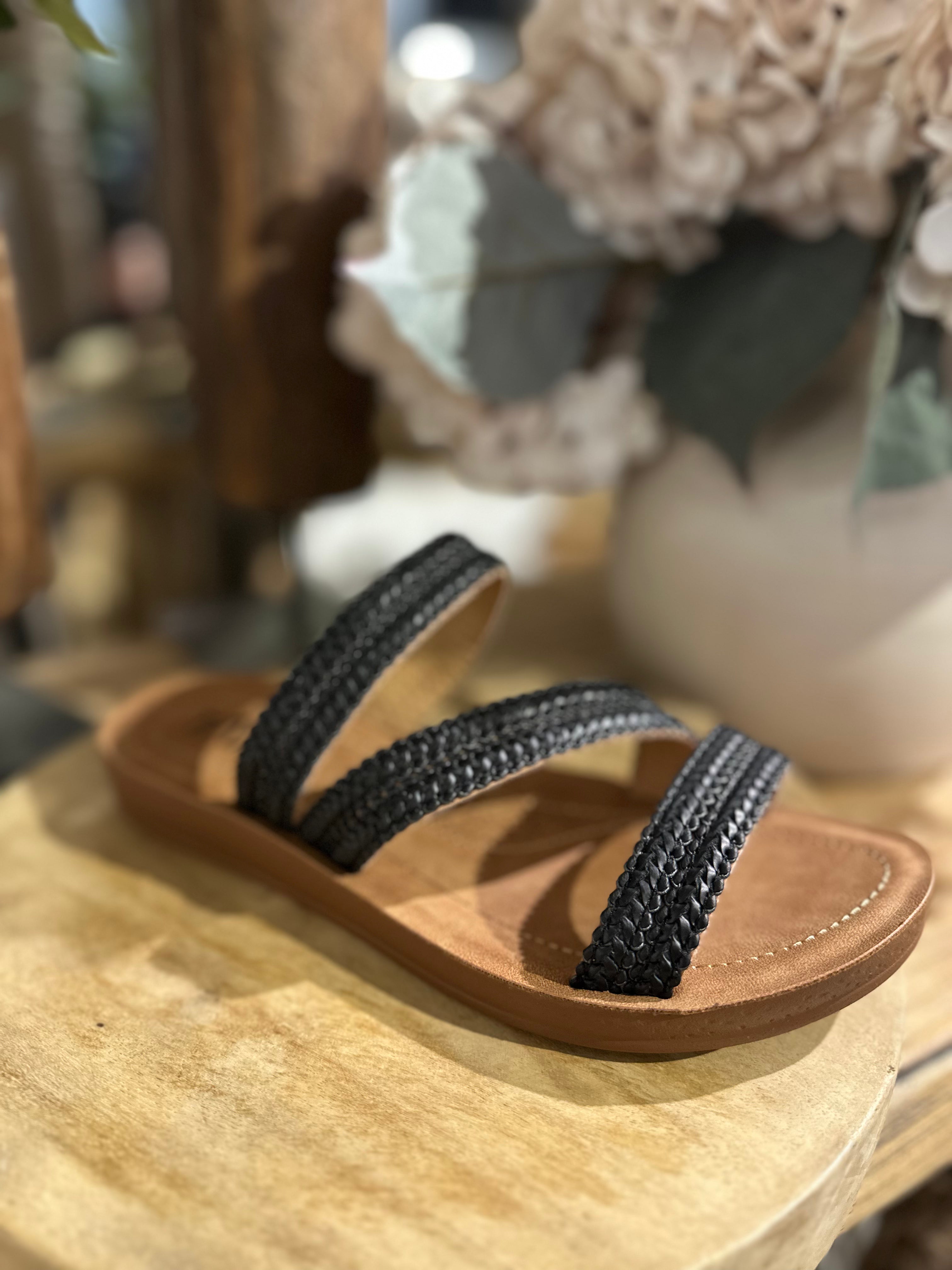 Vegas-02 Braided Wedge Sandal