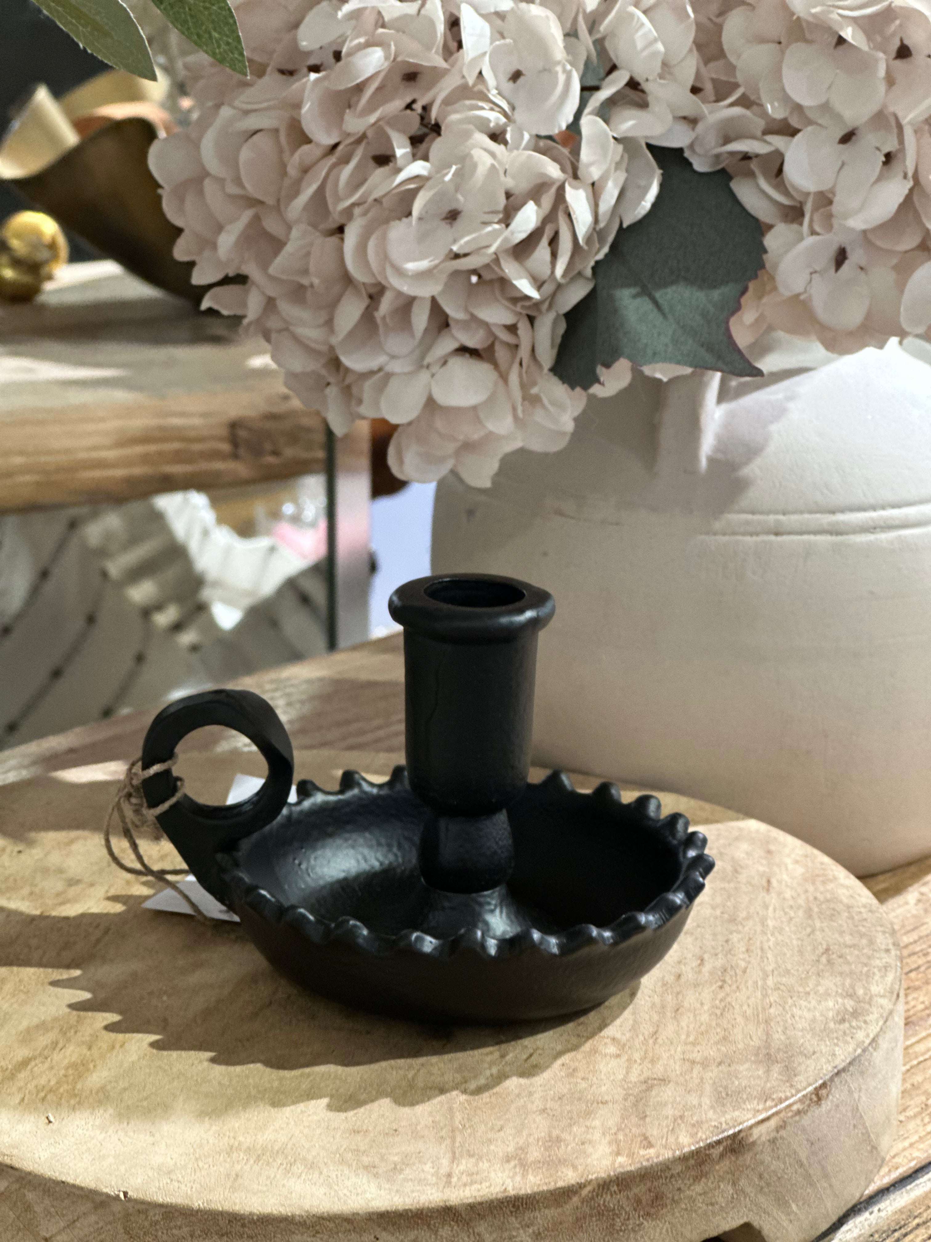 Luxe B Co - Scalloped Black Iron Candle Holder
