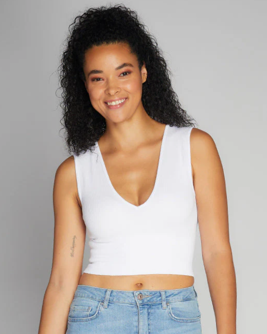 Deep V-Rib Top