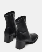 Steve Madden-Pammy Boot-Black