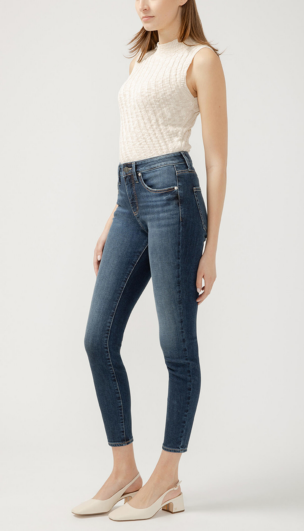 Silver Jeans - Avery Skinny Jean