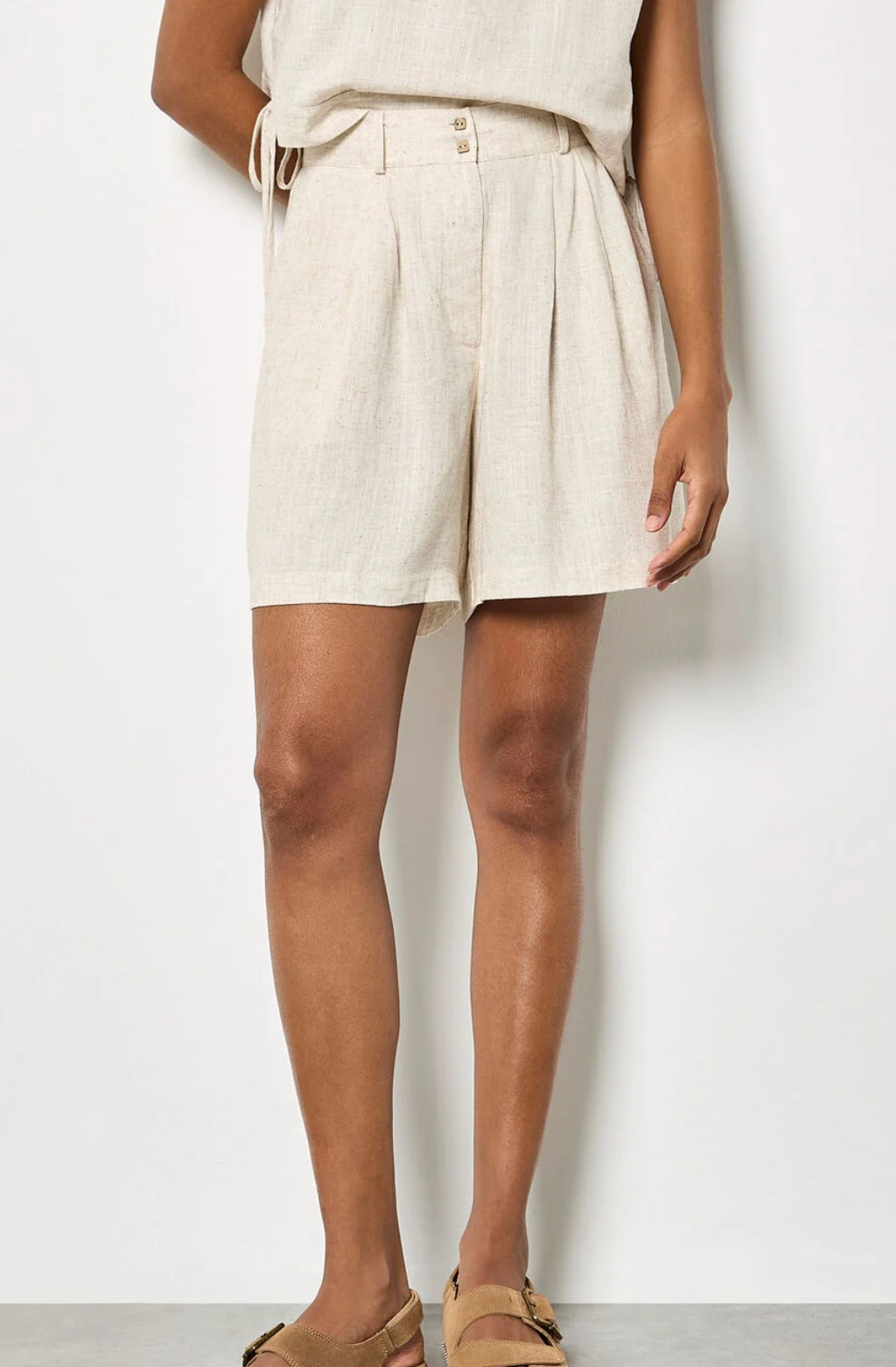 Apricot - Pleated Detail Short