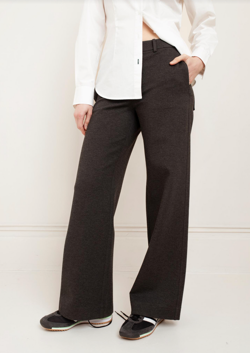 Paper Label - Denise Pant