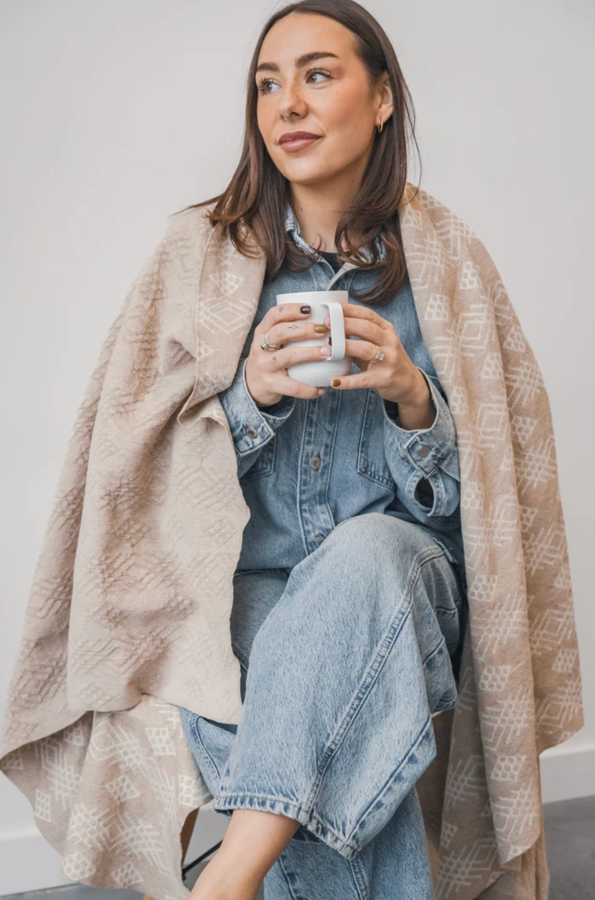 Tofino Towel - THE LENA |Chenielle Throw