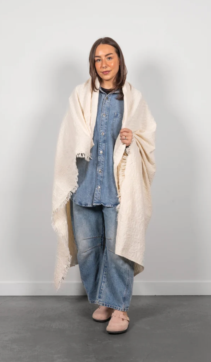 Tofino Towlels - THE ARNELL | Ikat Weave Lightweight Throw
