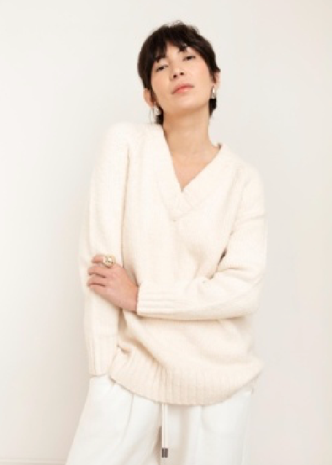Paper Label - Taigen V- Neck Pullover
