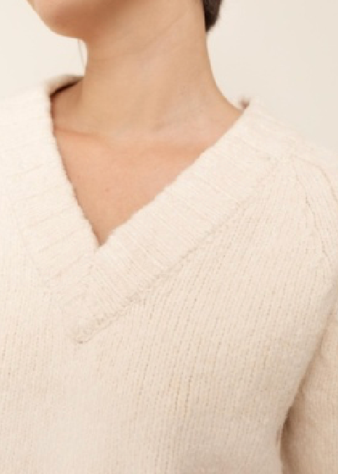 Paper Label - Taigen V- Neck Pullover