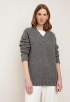 Paper Label - Taigen V- Neck Pullover