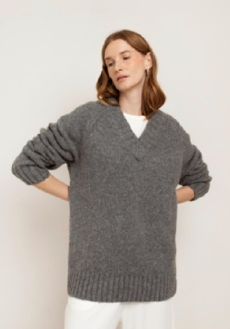 Paper Label - Taigen V- Neck Pullover