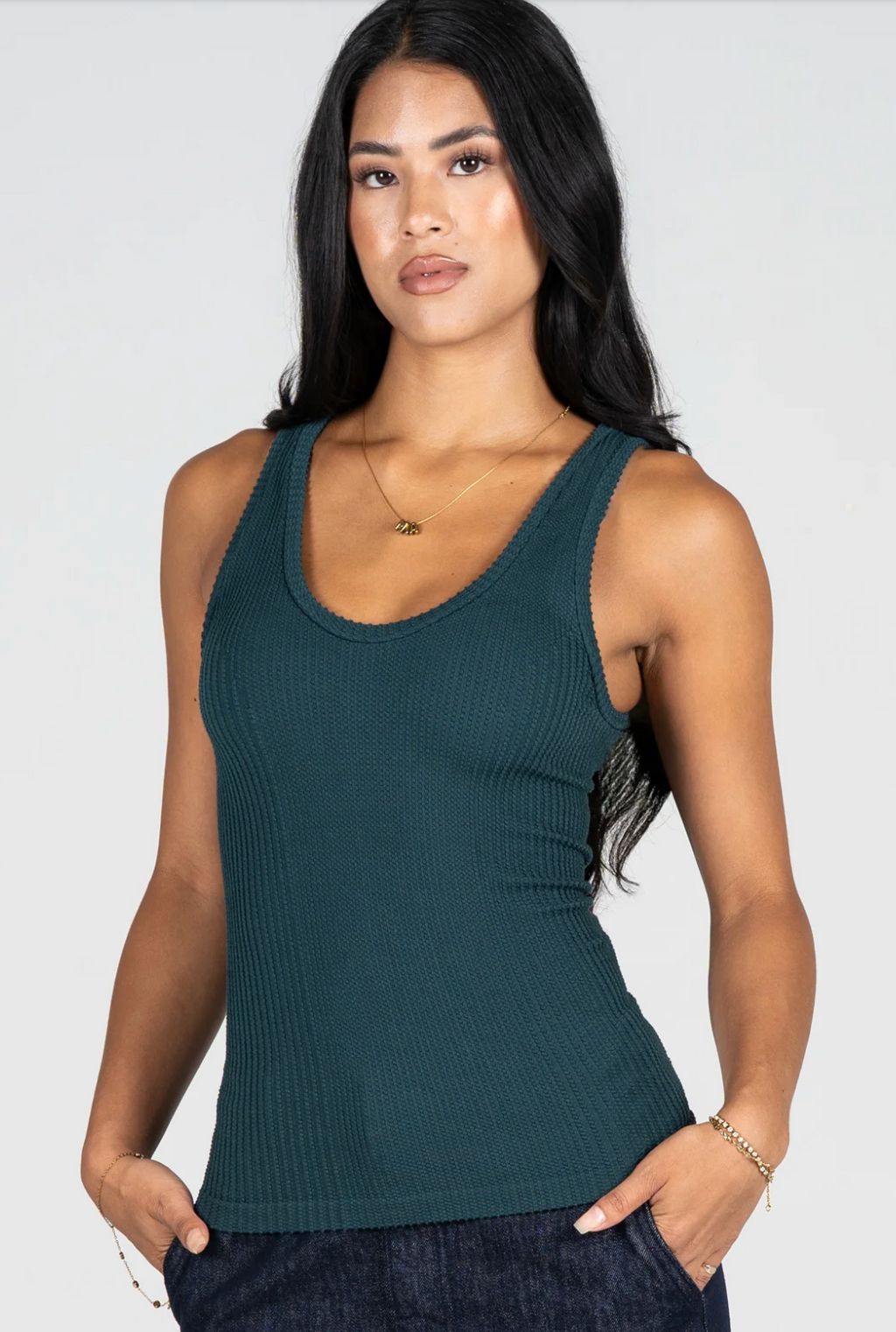 C'est Moi - Seamless Textured Tank