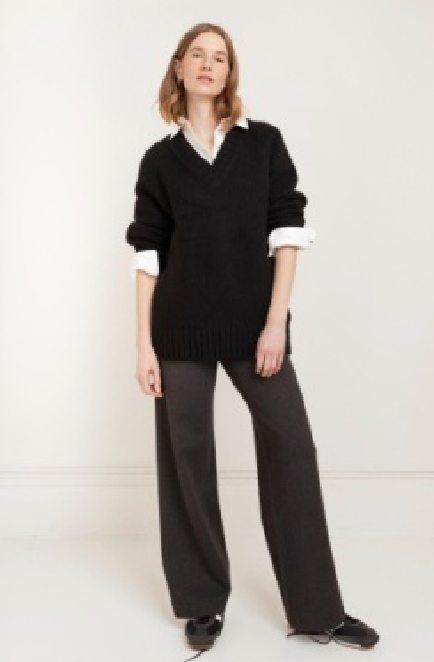 Paper Label - Taigen V- Neck Pullover