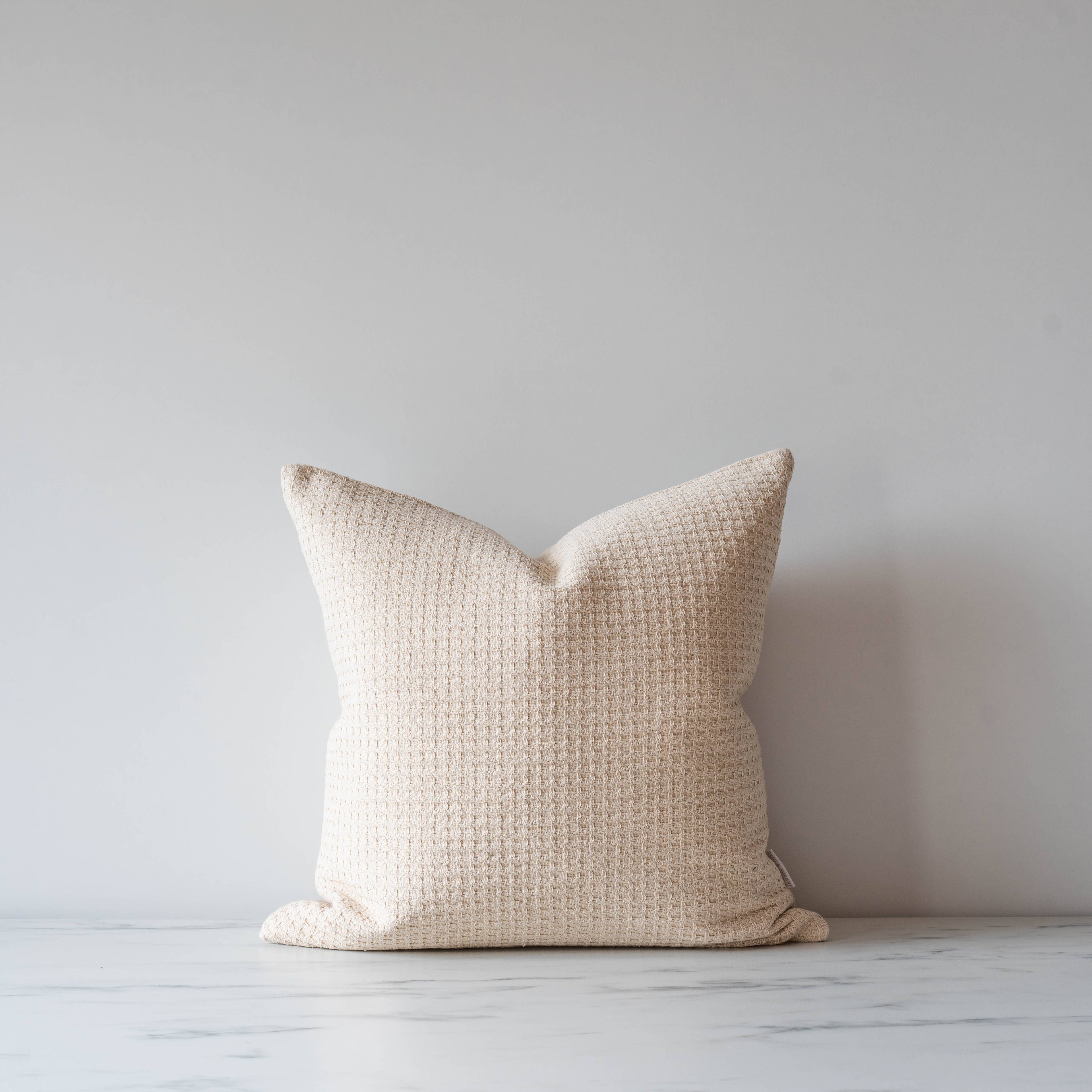 MALCOLM Pillow