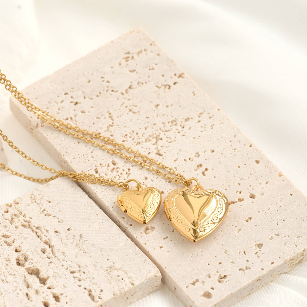 Blueyejewelry - Heart Locket Necklace - Vintage Style Locket Heart Pendant