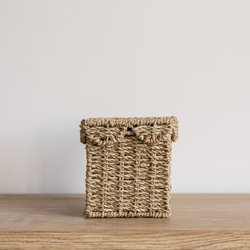 Luxe B Co- Woven Seagrass Tissue Box Cover