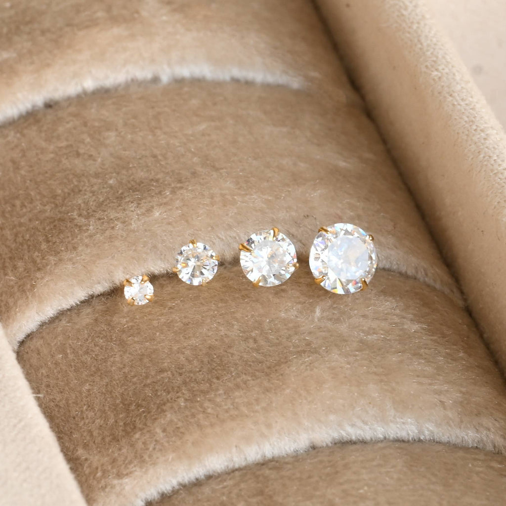 Blueyejewelry -  925 Silver Solitaire Studs - Prong Diamond Stud Earrings