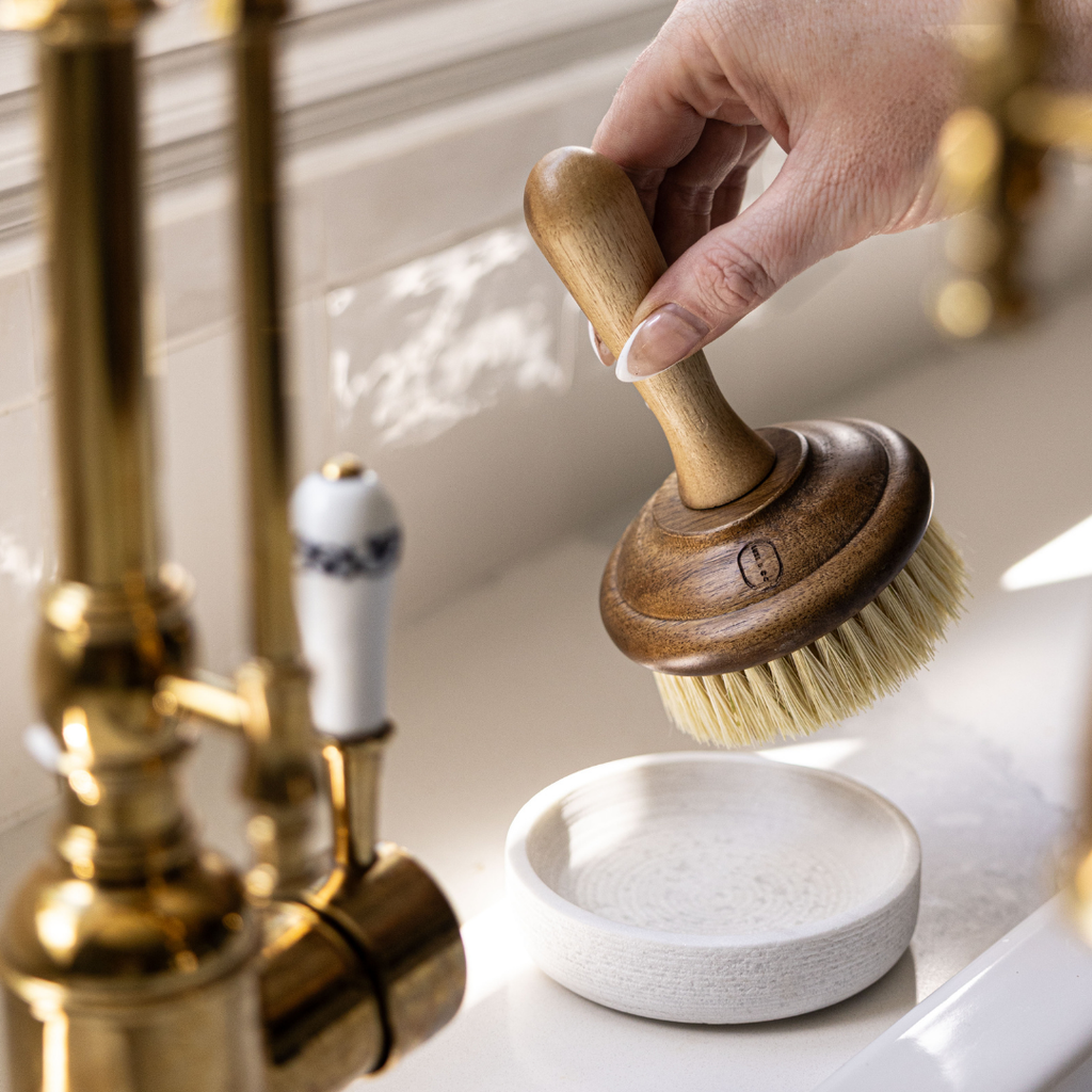 Luxe B Co - Marble Soap & Brush Holder